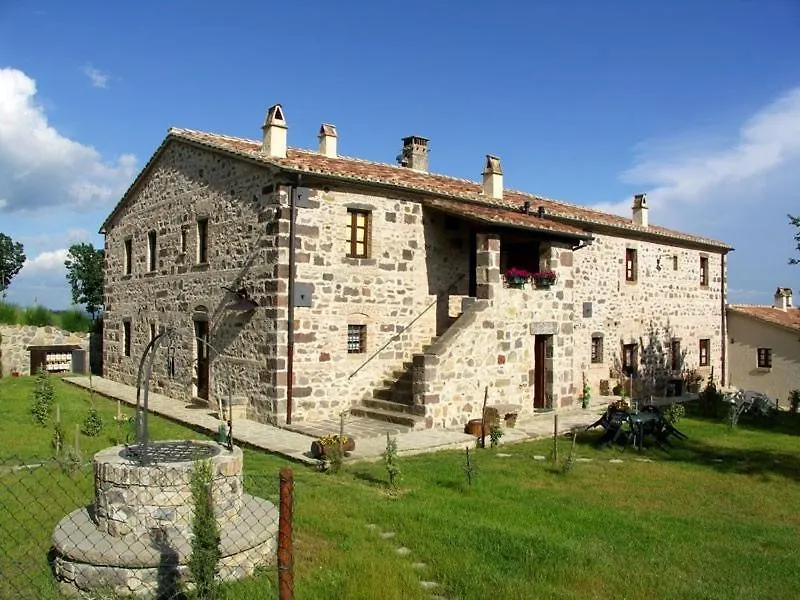 Appartamento Melograno in casale con piscina - Val d'Orcia Radicofani 0*,  Italia