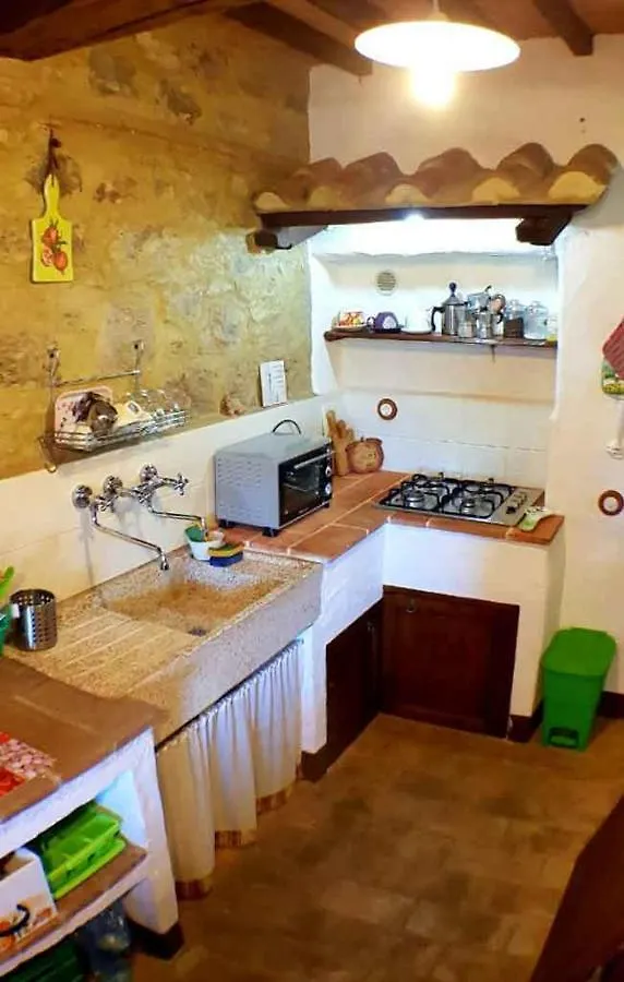 Appartamento Melograno in casale con piscina - Val d'Orcia Radicofani